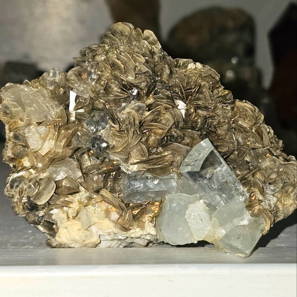 Aquamarine On Muscovite Mica